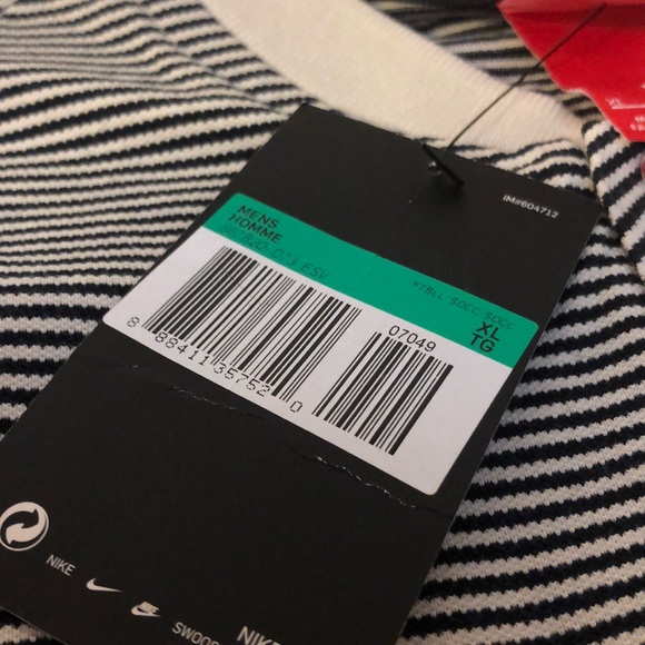 Niki shirt size XL color navy and white - Picture 2 of 4